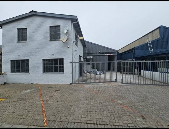 350M² WAREHOUSE TO LET IN GANTS PLAZA